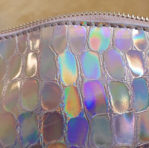 Sharif Holographic Floral Embroidered Quilted Metallic Leather Women's Bag - Picture 12 of 15